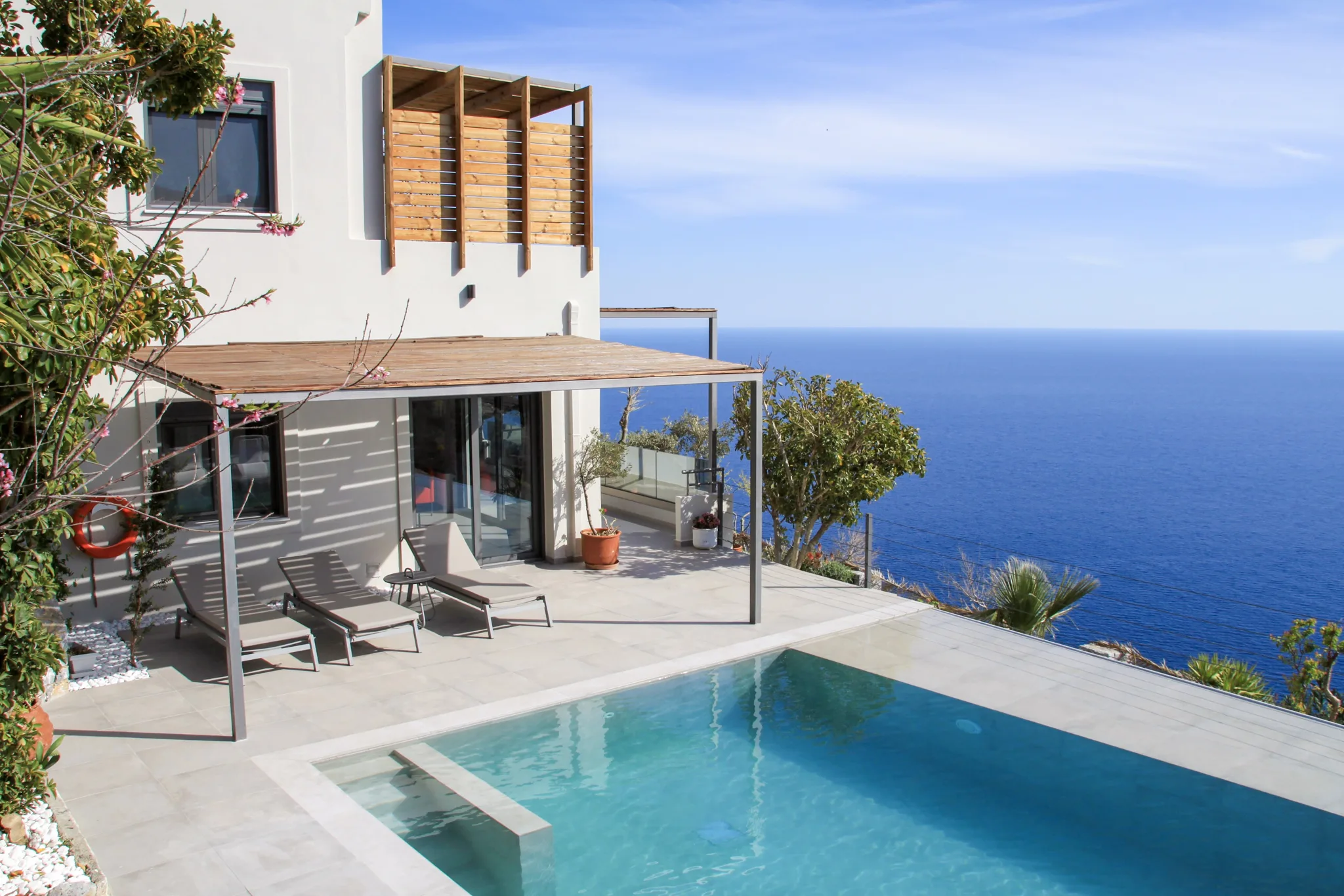 Villa and pool above the sea